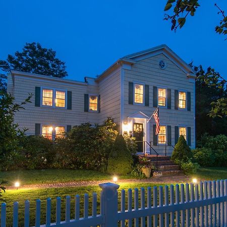 A Butlers Manor Bed & Breakfast Southampton Exterior photo